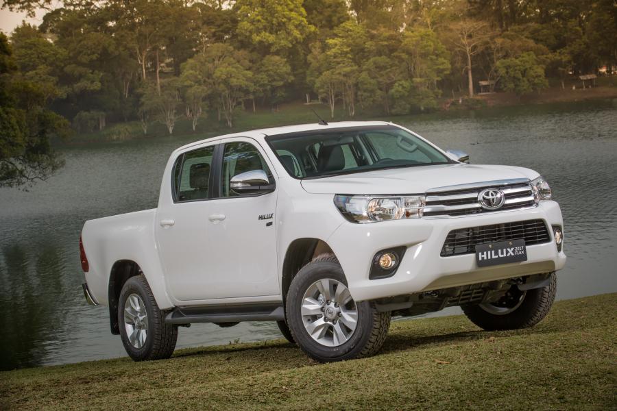  Toyota Hilux SRV Double Cab 2016 года  (LA) (фото 20 из 20)